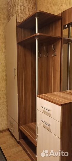 Прихожая шкаф