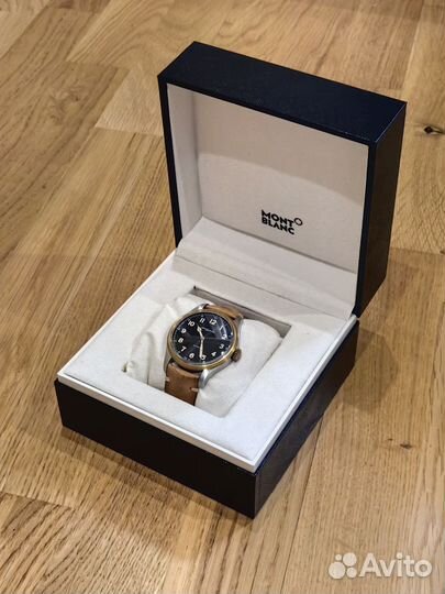 Часы Montblanc 116241