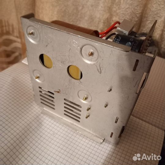 Блок питания +5 В, +/12В