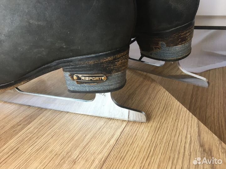 Фигурные коньки risport RF3 235