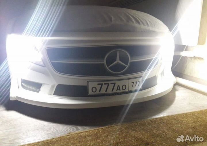 Детская кровать машина с подсветкой