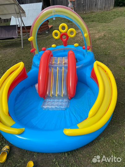 Надувной игровой центр