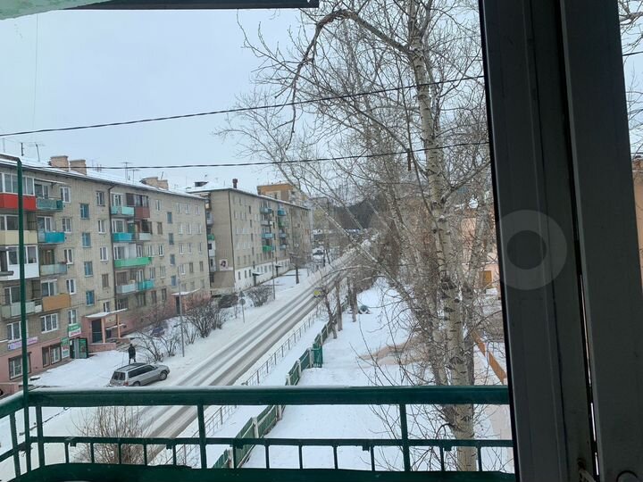 2-к. квартира, 42 м², 3/5 эт.