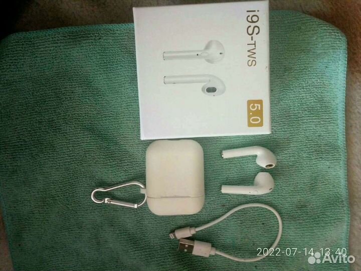 Наушники Airpods