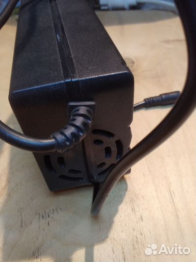 Зарядное устройство для электровелосипеда 5А / 48V