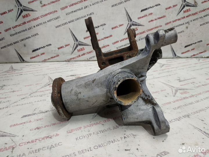 Помпа m119 Mercedes