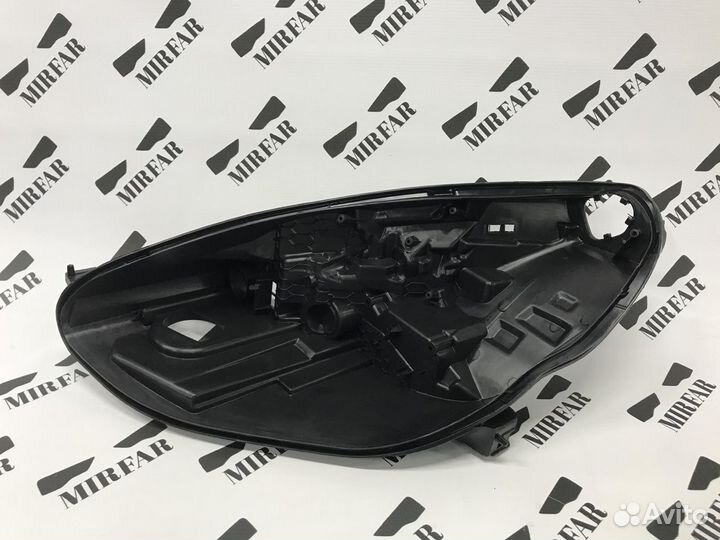 Левый корпус фары Tesla Model 3 2017-н.в