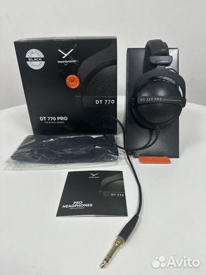 Beyerdynamic dt 770 pro Black LE 250 ом