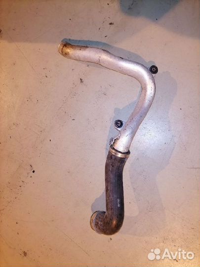 Патрубок интеркулера 1K0145832F Volkswagen Touran