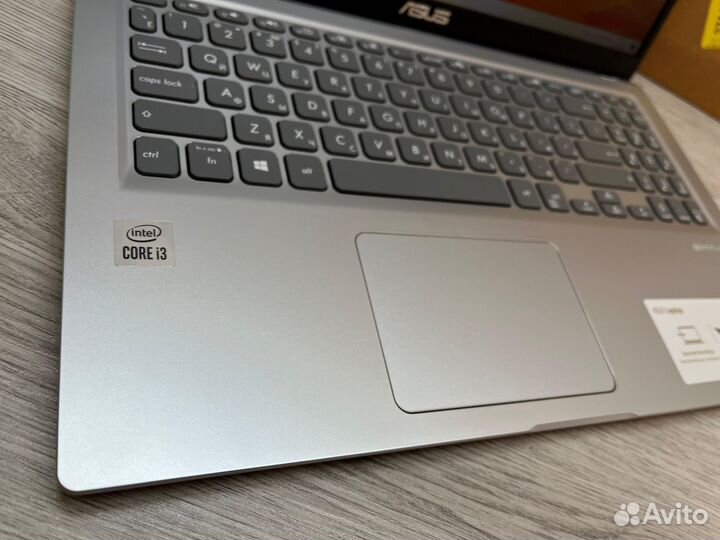 Asus VivoBook 15 на i3-1005G1 / SSD / fullhd / IPS