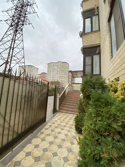 4-к. квартира, 130 м², 4/4 эт.