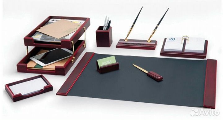 Настольный набор руководителя из дерева