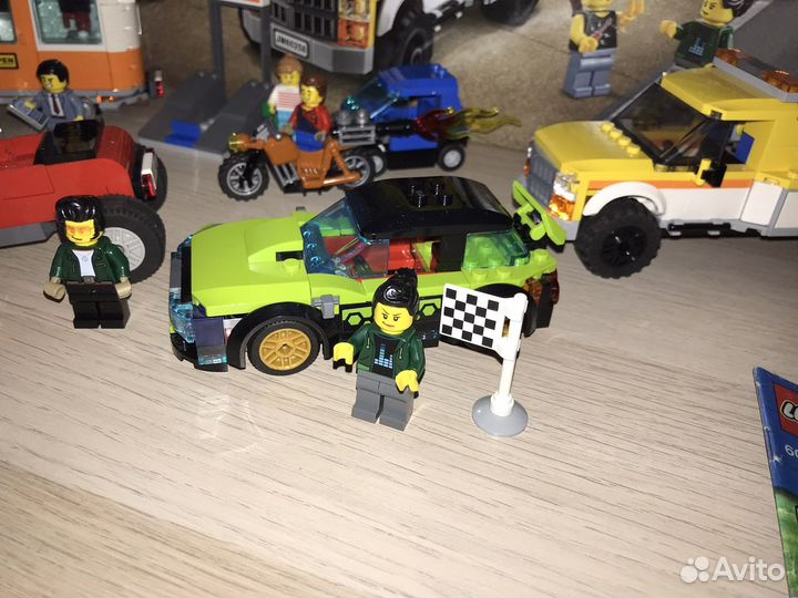 Lego City тюнинг мастерская