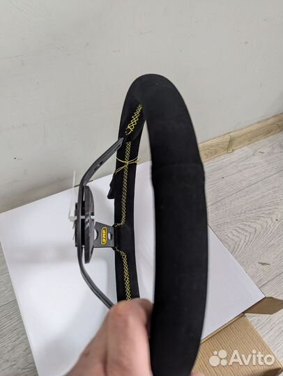 Руль гоночный дрифт замша Omp новый