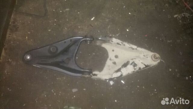 Рычаг передний Рено Логан, Сандеро, Лада Ларгус