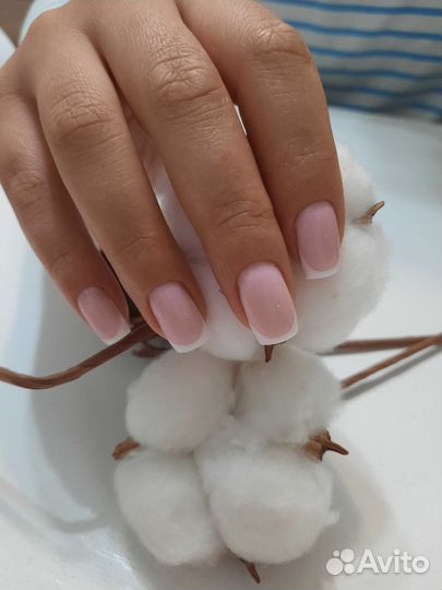 Маникюр педикюр