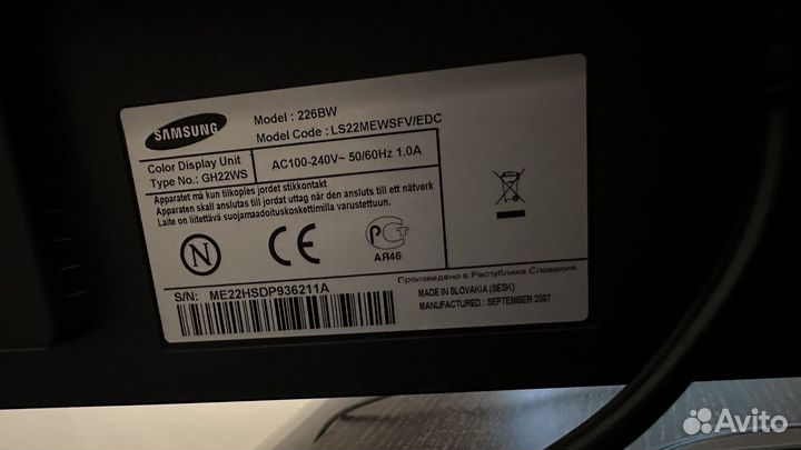 Монитор Samsung SyncMaster 226BW