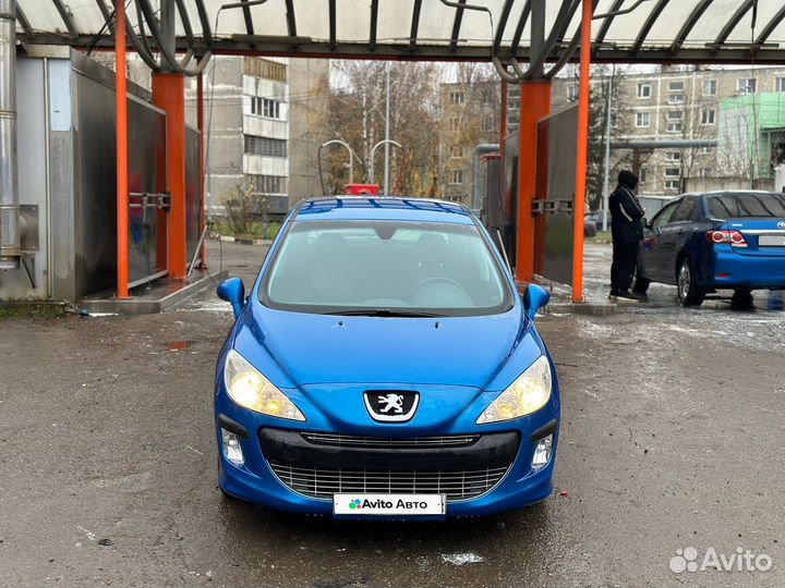 Peugeot 308 1.6 AT, 2008, 140 000 км