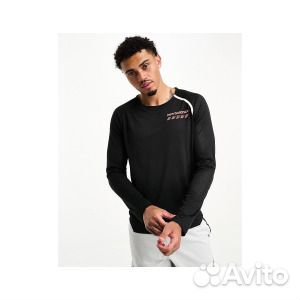 Черный топ с длинными рукавами New Balance Acceler