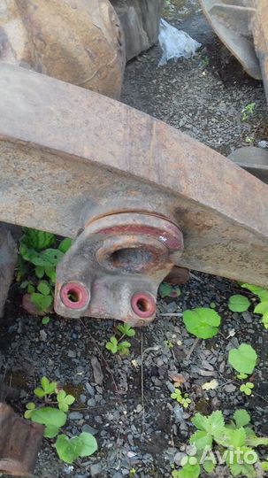 Продам крепление заднего моста renault Magnum