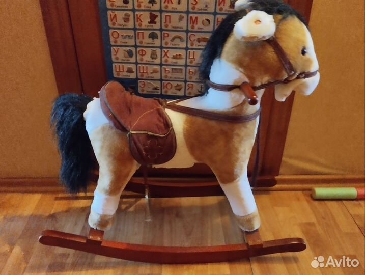 Качалка лошадь