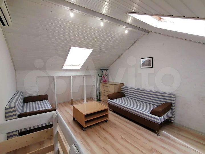 2-к. квартира, 55 м², 2/3 эт.