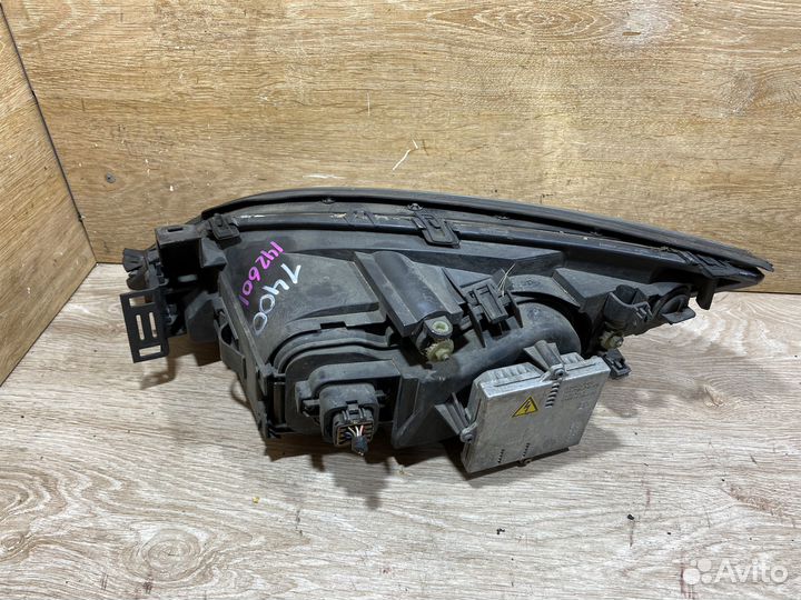 Комплект ксеноновых фар Ford Mondeo 3 142601