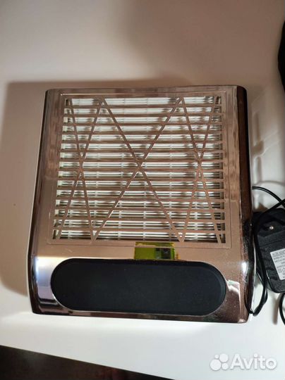 Маникюрный пылесос