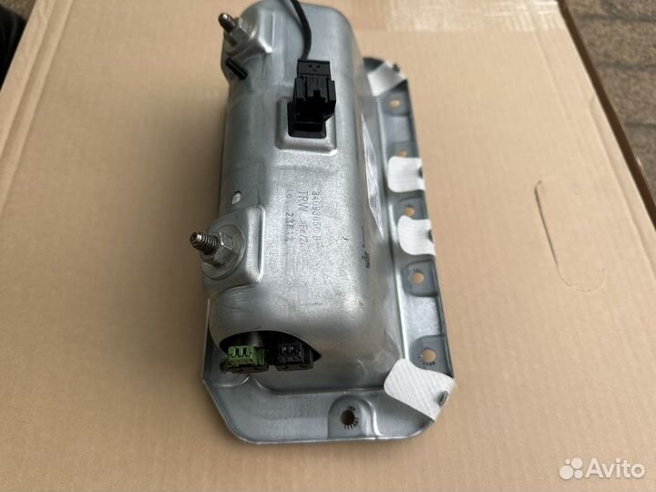 Подушка безопасности bmw f30