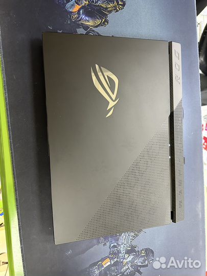 Asus rog strix scar 15