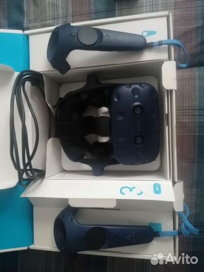 Шлем виртуальной реальности HTC Vive Pro Full Kit