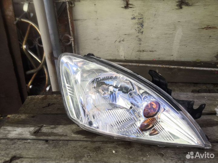 Передние фары с Mitsubishi lancer 9