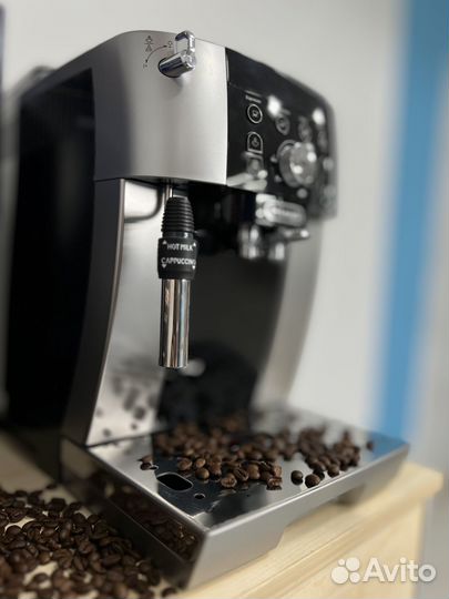 Кофемашина DeLonghi ecam 250.23.SB