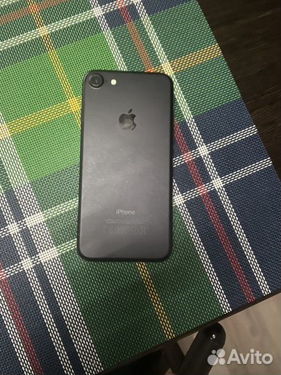 iPhone 7, 32 ГБ