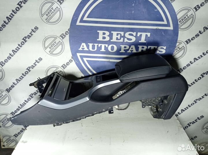 Подлокотник на BMW X5 e53