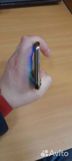 iPhone Xs, 64 ГБ