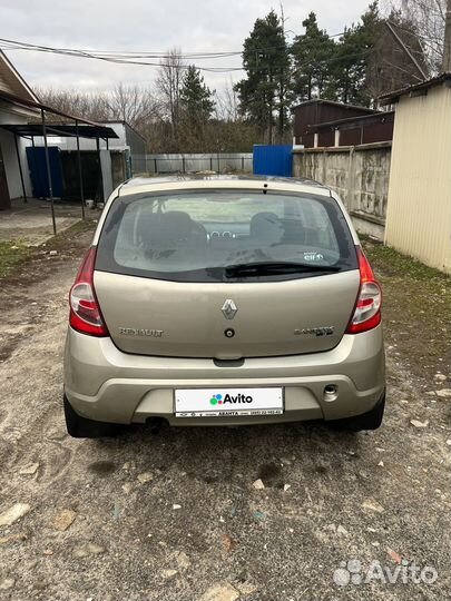 Renault Sandero 1.6 МТ, 2010, 220 000 км