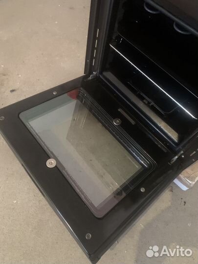 Духовой шкаф Hotpoint, газовый и эл теном