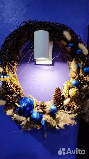 Новогодний венок ручной работы