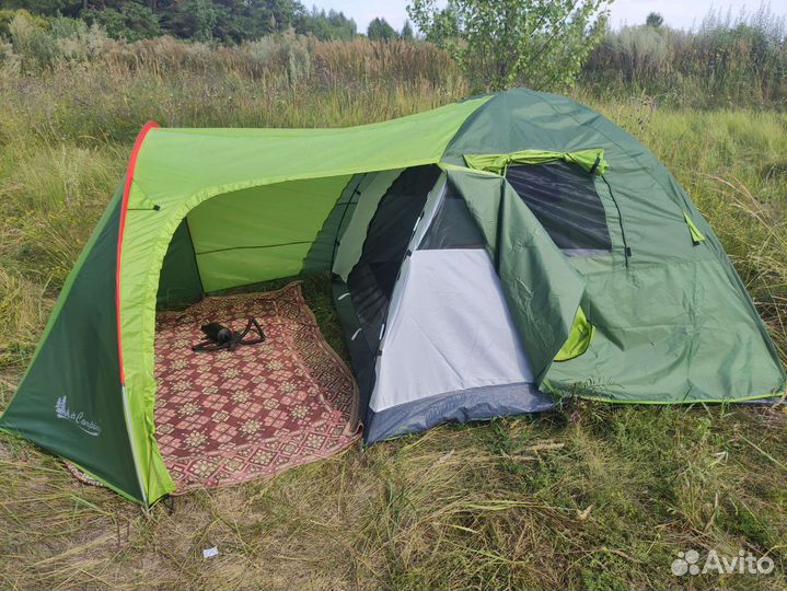 Палатка трехместная