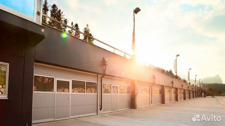 Ворота с кнопки на улицу и в гараж