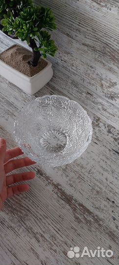 Ваза для конфет б/у диаметр 14см