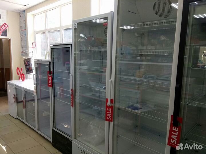 Холодильный шкаф Бирюса