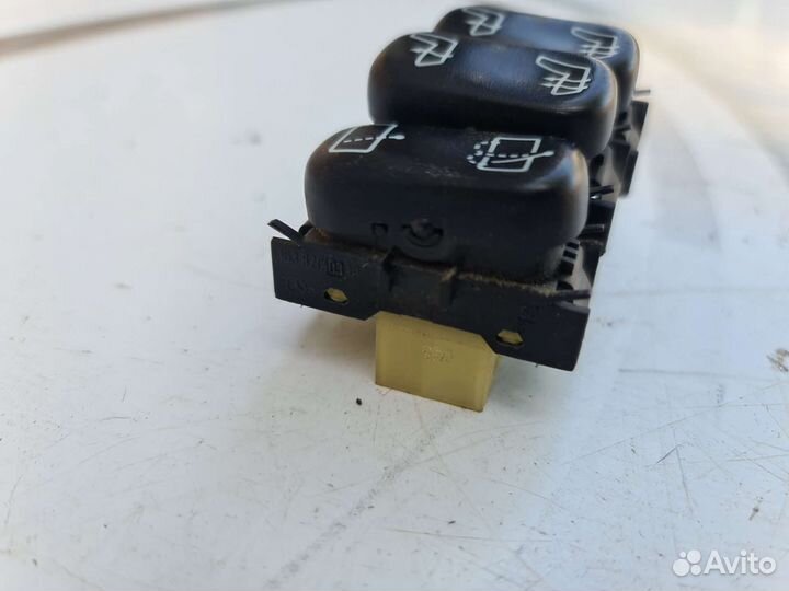 Кнопки центральной консоли Mercedes W163