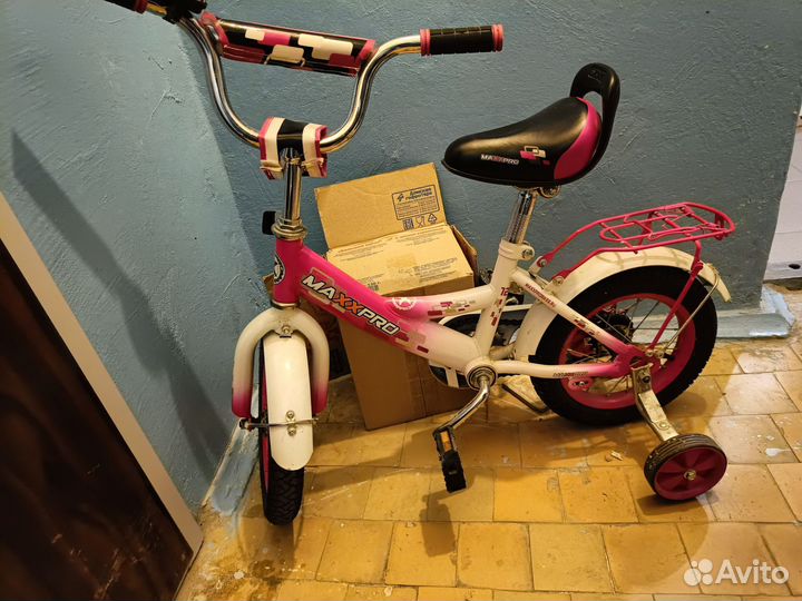 Детский велосипед 4 колесный