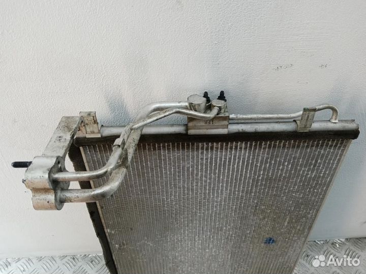 Радиатор кондиционера (конденсер) Hyundai i30
