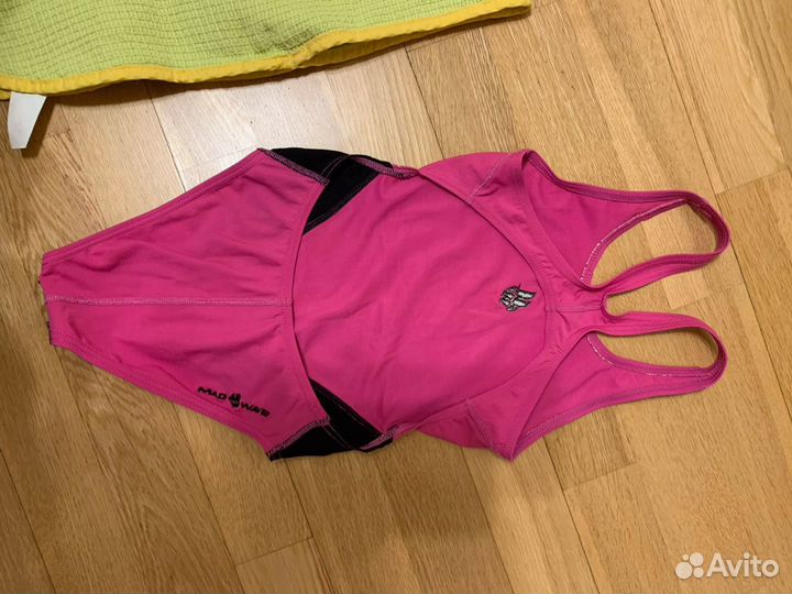 Купальник Mad Wave и полотенце-пончо, шапка, очки