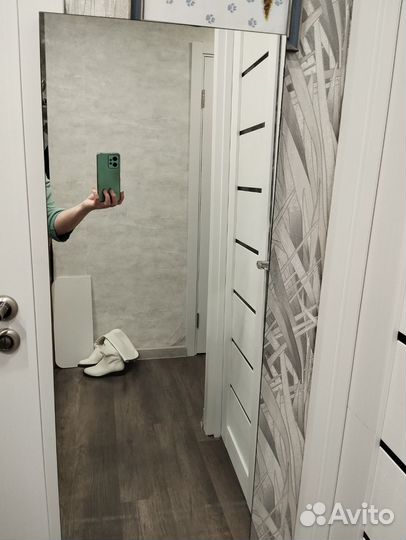 Зеркало настенное большое