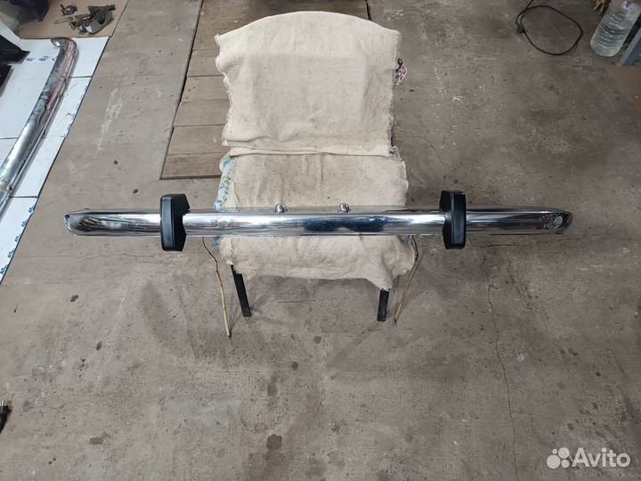 Ранний задний бампер Москвич 2140 хром в сборе