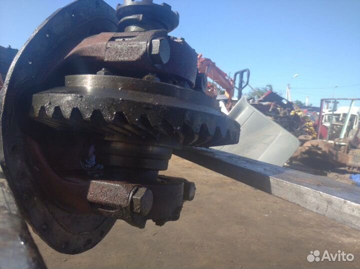 Передний редуктор. Погрузчик To-30 Д-243 1986